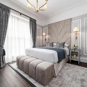 Hotel No.4 Carlton