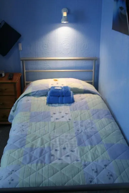 *** Guest house Devon View Guesthouse Swansea United Kingdom