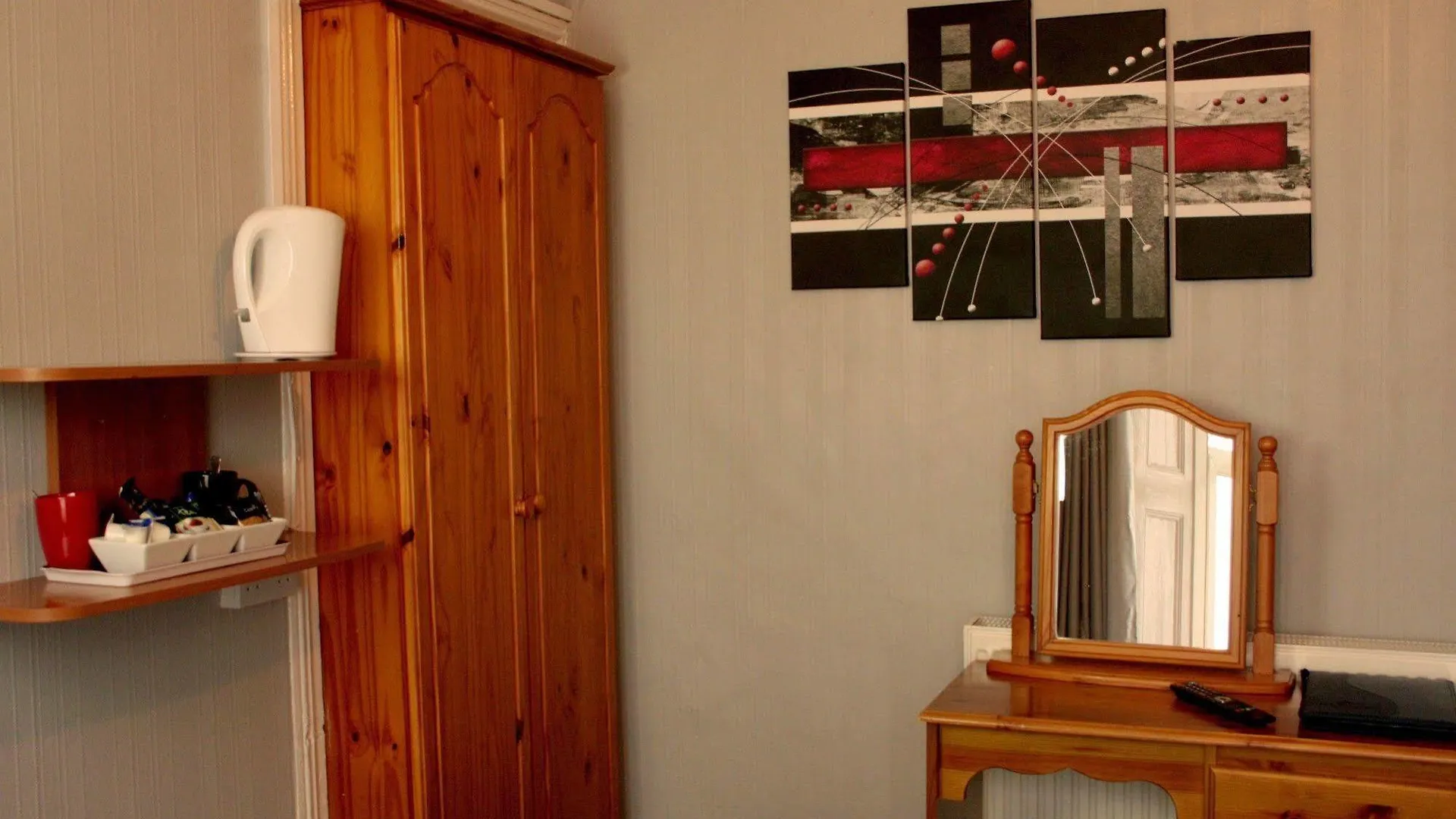 Devon View Guesthouse Swansea Guest house